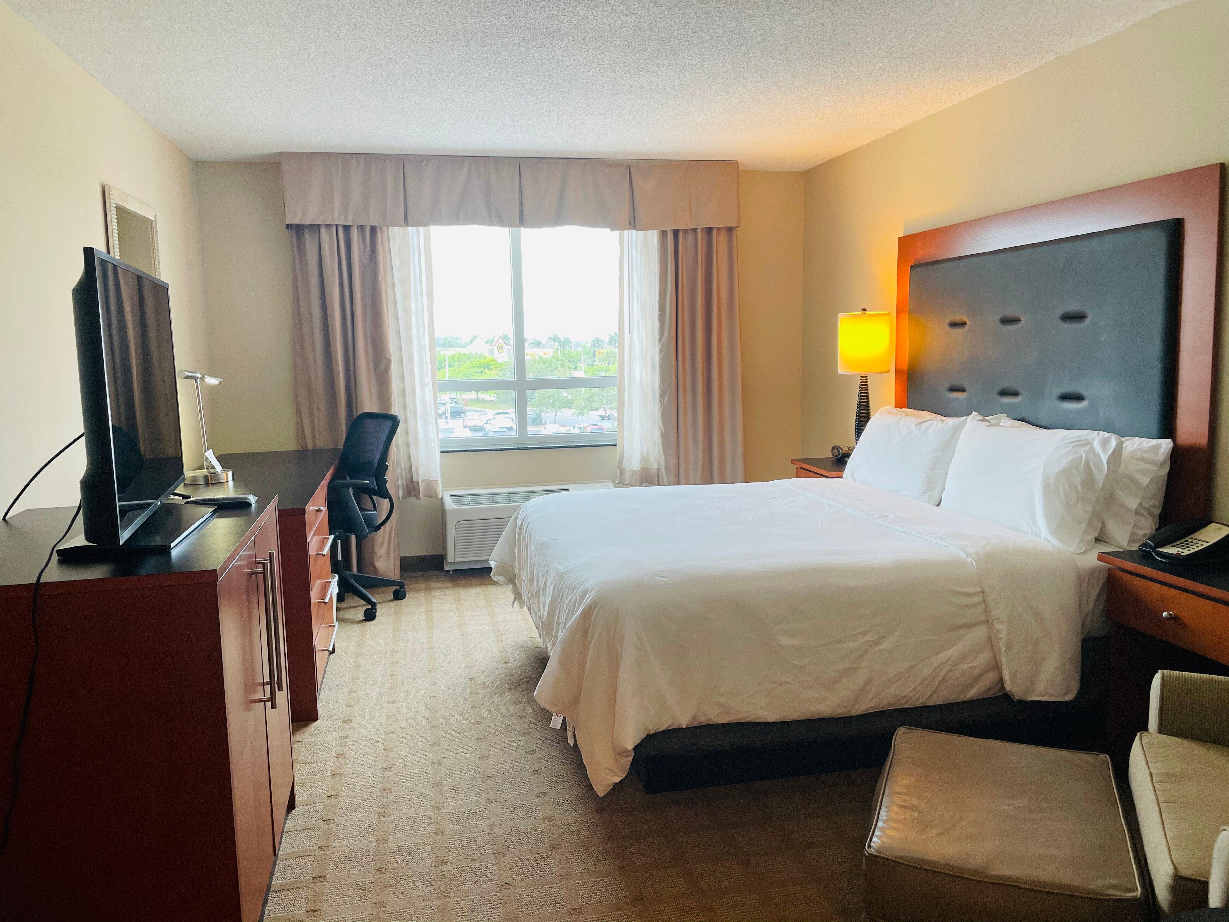Отель Crowne Plaza Ft Myers Gulf Coast By Ihg Форт Майерс Экстерьер фото