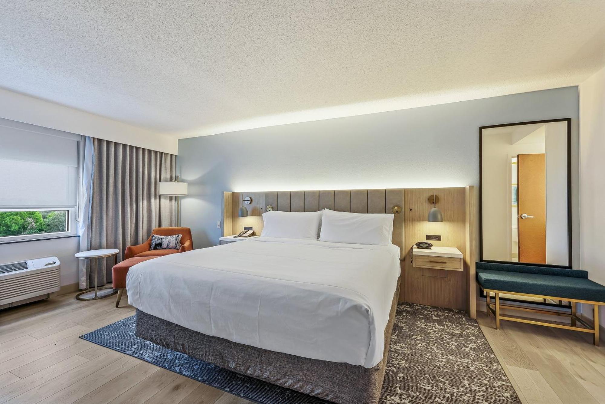 Отель Crowne Plaza Ft Myers Gulf Coast By Ihg Форт Майерс Экстерьер фото